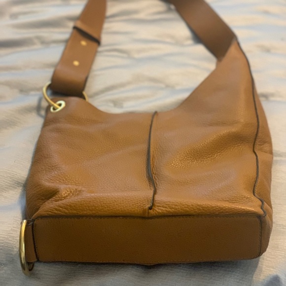 Vince Camuto leather shoulder bag (style VC-RYTON - SL) - Picture 1 of 12